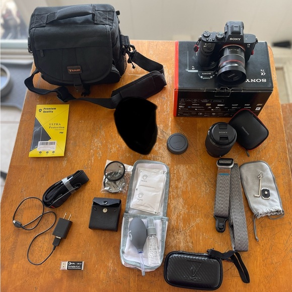 Sony A7ii Kit w/lenses